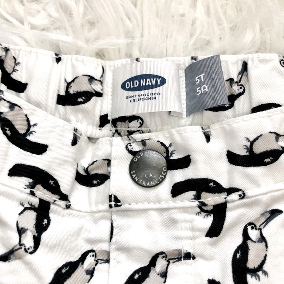 Old Navy White and Black Toucans Shorts Size 5T - Picture 3 of 5